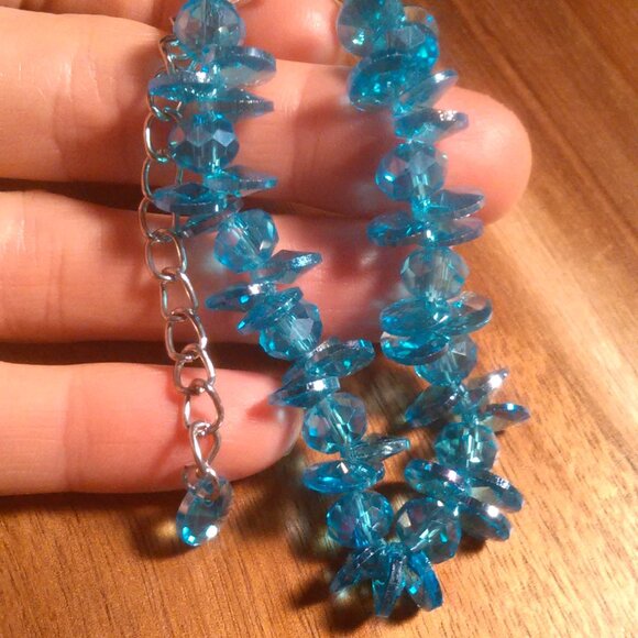 Blue Magic Color Glass Beaded Silvertone Bracelet - Picture 7 of 8